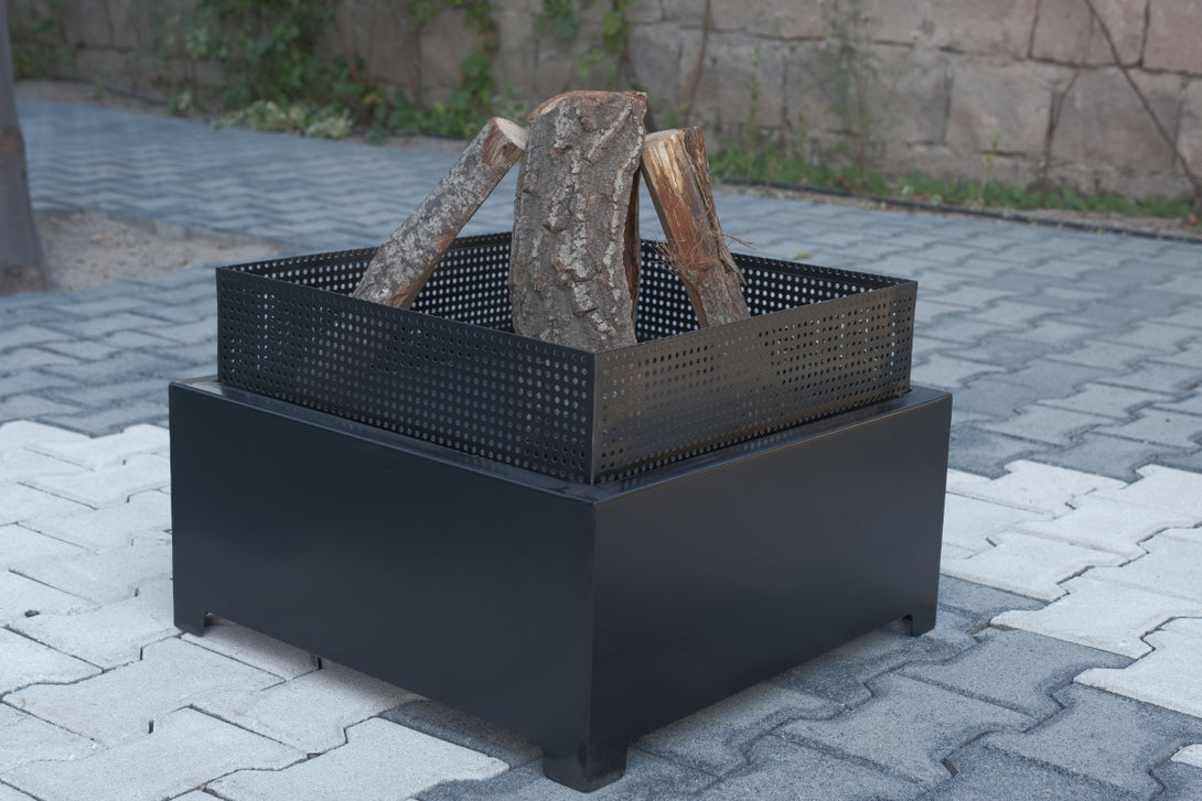Favilla Fireplace Premium Feuerschale - Design-Modell in schwarz, pulverbeschichtet für langlebige Qualität