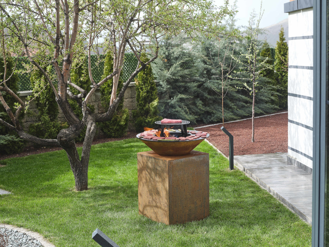 Favilla Fuego Corten Feuerschale mit Grillfunktion - Inklusive Plancha-Grillplatte für perfekte BBQ-Abende