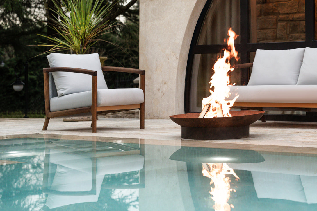 Silia Feuerschale aus Cortenstahl – Moderne Feuerstelle für Terrasse und Garten mit zeitlosem Design